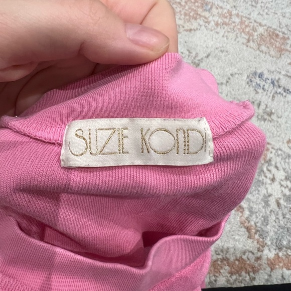 ❗️SOLD❗️Suzie Kondi Terry Raglan - Picture 4 of 4